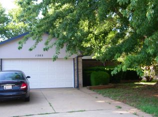 1505 Apollo Rd, Edmond, OK 73003