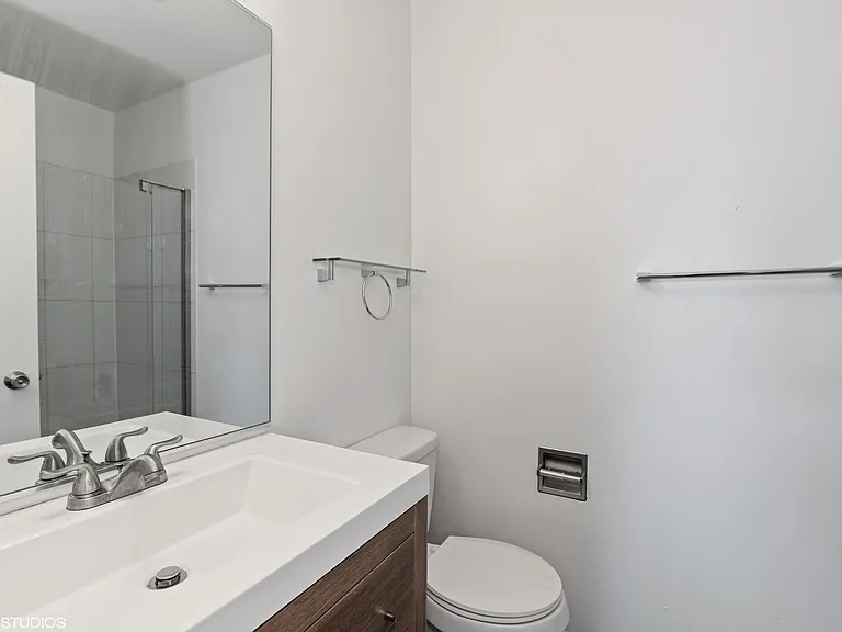 415 Tyler Ct #415 — Photo 13