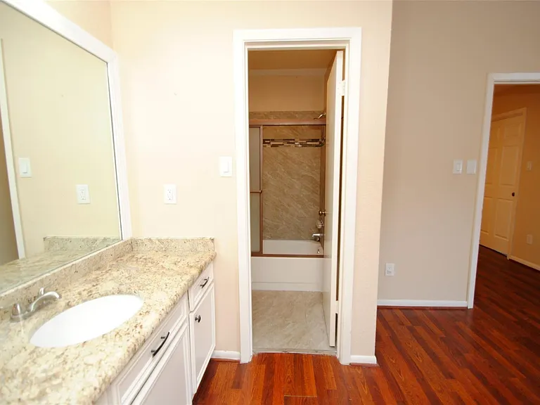 738 Country Place Dr #C — Photo 31
