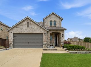 3529 Tulip Dr, Aubrey, TX 76227