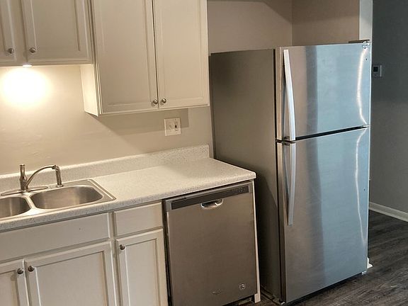 5th image of 112 W 103rd St APT 12