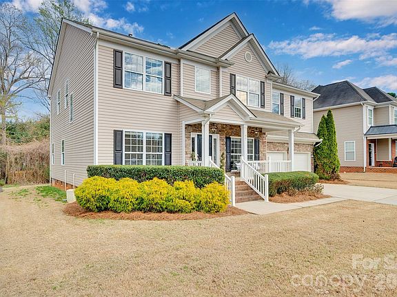 2nd image of 77 Dorie Dr