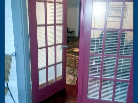 3rd image of 1033 Cumberland St APT 1