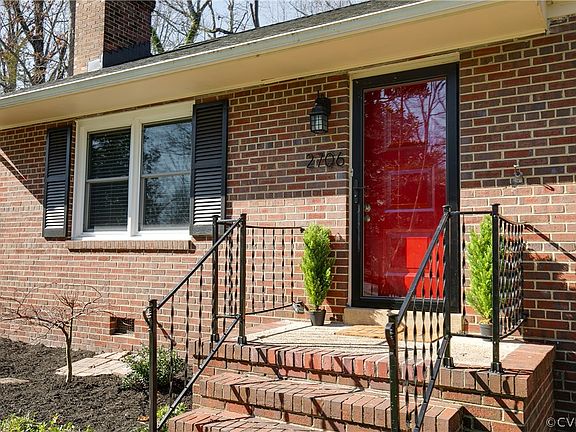 3rd image of 2706 Melbourne Dr