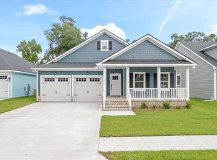 243 Village Dr, Midway, GA 31320