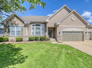 798 Remington Ln, North Aurora, IL 60542