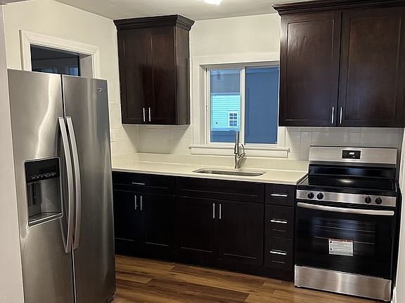 2nd image of 4025 W 58th Pl