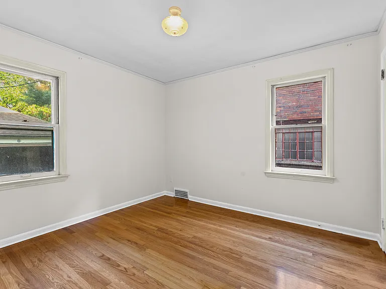 16520 Baylis St #2 — Photo 15