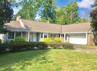 9750 Parkland Dr, Parma, OH