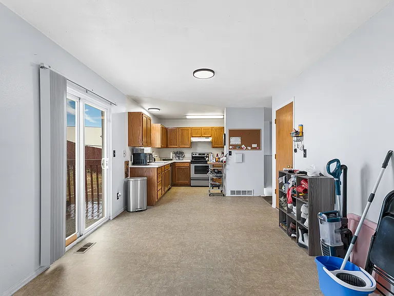 4850 Witches Hollow Ln — Photo 6