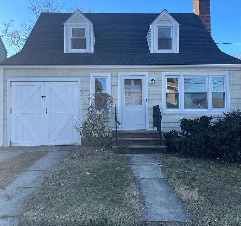 1st image of 9 Pierson St