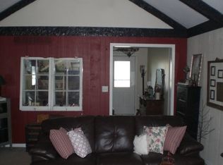 10806 E State Route C N, Peculiar, MO 64078