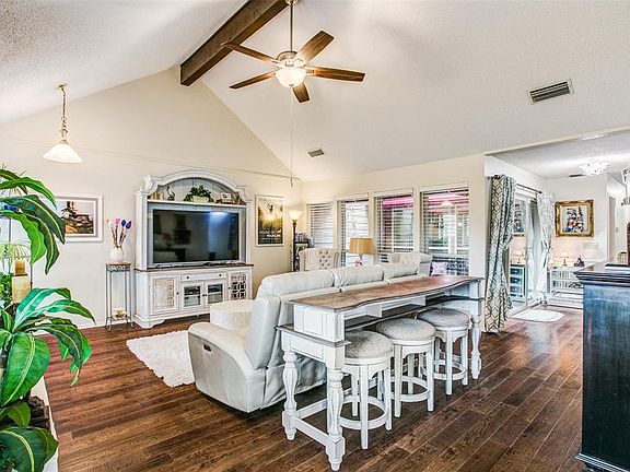 5th image of 3913 San Mateo Dr