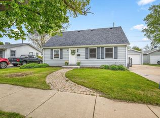 1204 E Wisconsin Street, Delavan, WI 53115