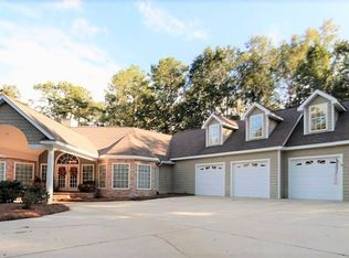 135 Stone Bridge Dr, Thomasville, GA 31757