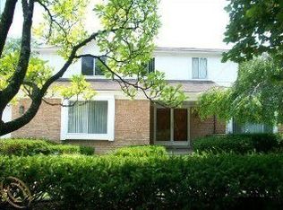 5573 Tequesta Dr, West Bloomfield, MI