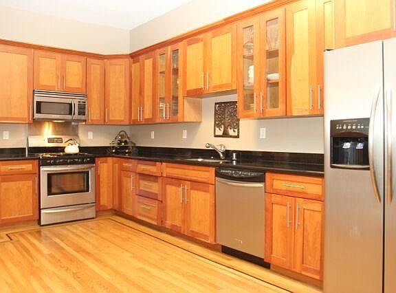 3rd image of 1680 McAllister St