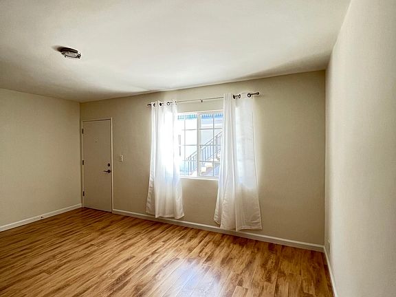 4th image of 12480 Culver Blvd APT 1