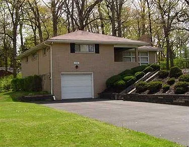 190 Killarney Rd photo 1