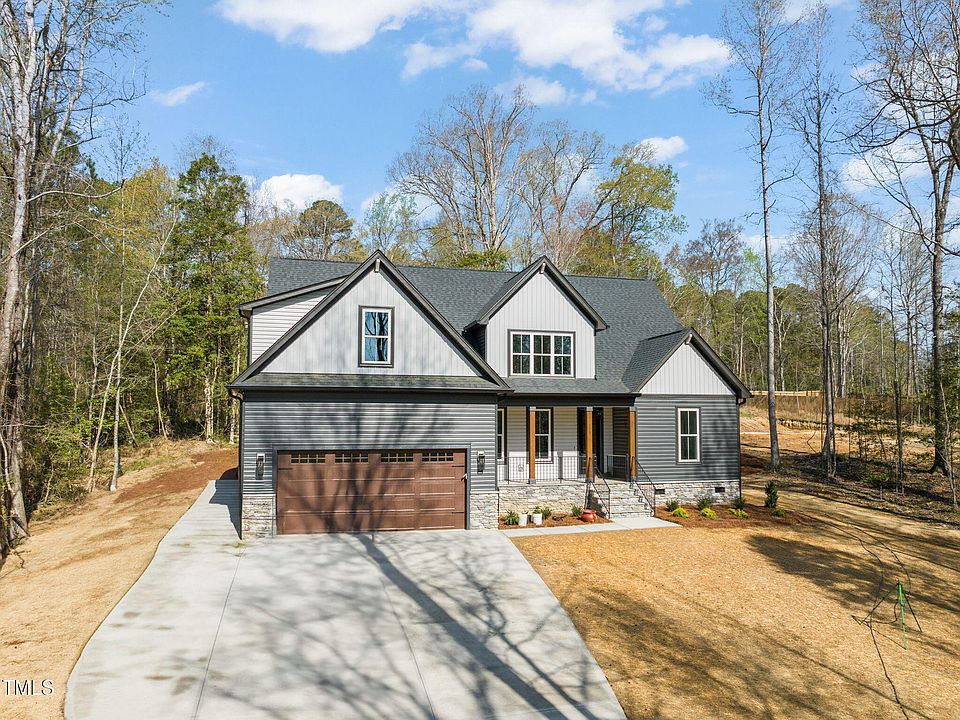 2nd image of 170 Pilot Ridge Rd