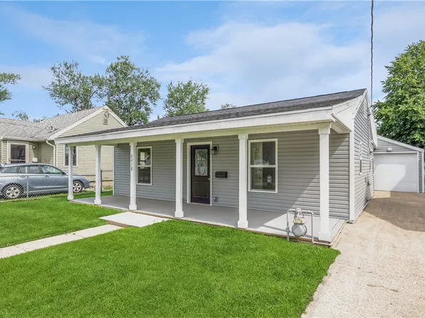 2218 Garfield Ave, Des Moines, IA 50317