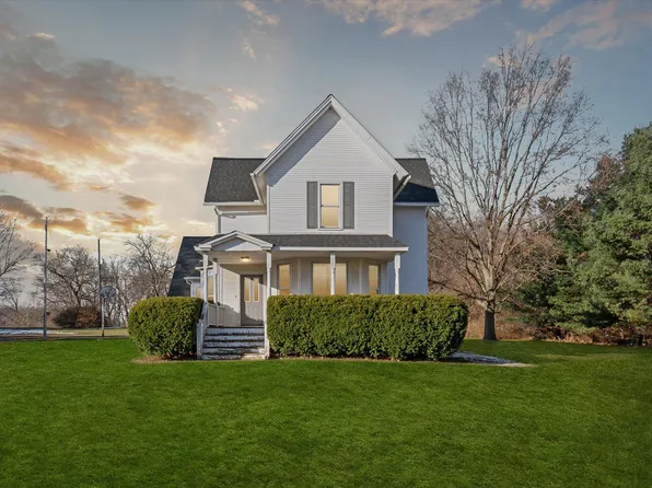 5250 S M 52, Stockbridge, MI 49285