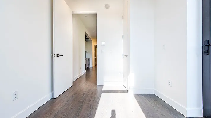 Rented by Nooklyn NYC LLC | media 37