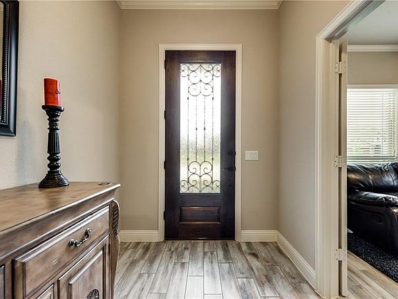 3rd image of 2828 Terrosa Dr
