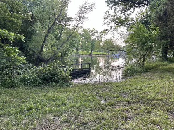 276 County Road 3732, Wills Pt, TX 75169