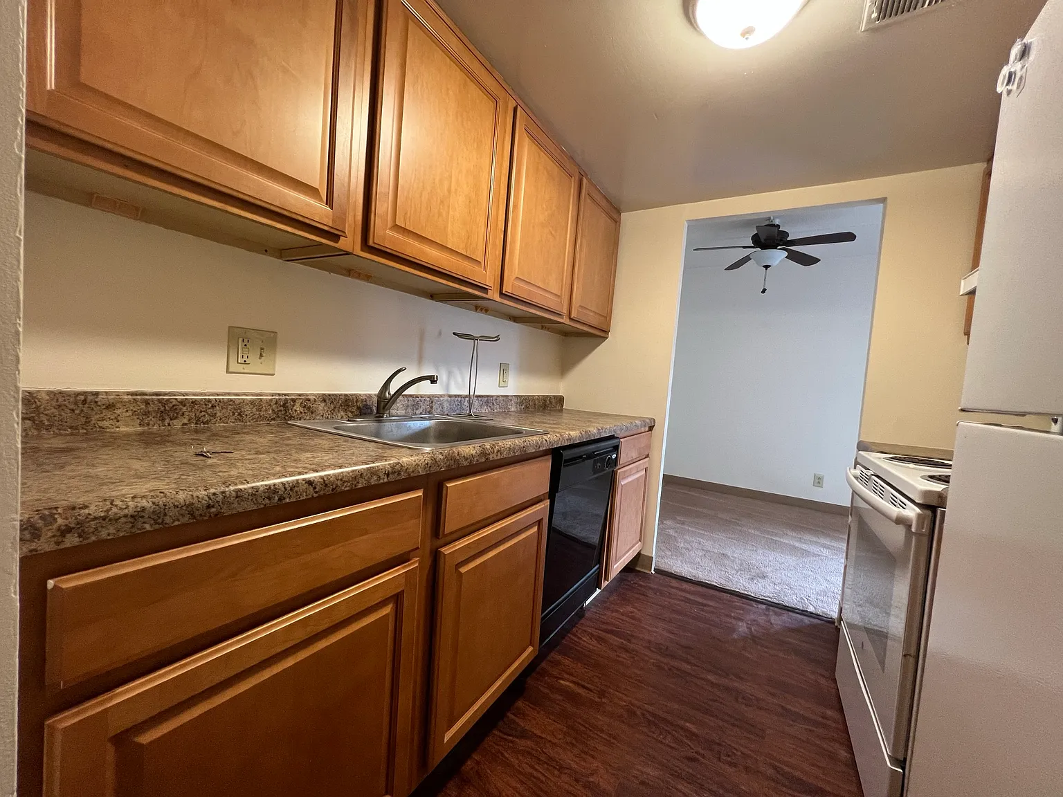 Maiden Square Apartments — Photo 3