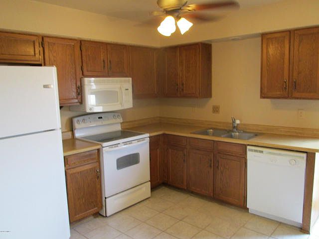 1st image of 2112 W Yukon Dr