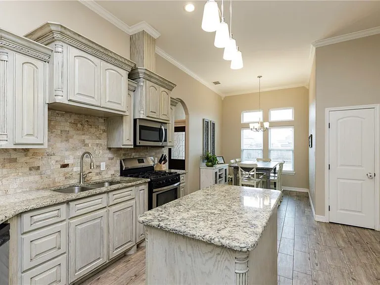 4010 Bridgett Dr — Photo 4