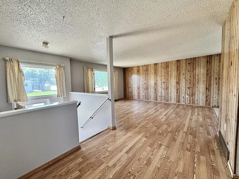1500 Cole Ave — Photo 3