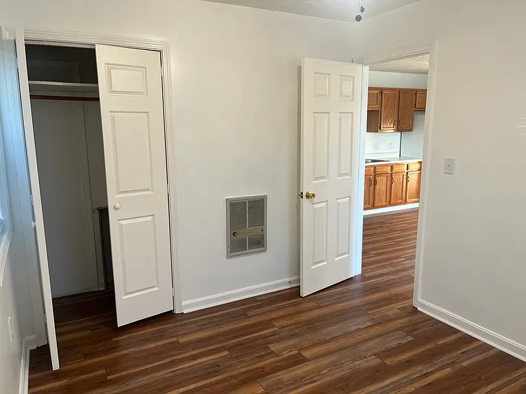 2130 Lincoln Farm Rd — Photo 6