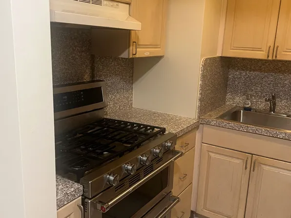 417 East 90th Street image 14 of 18