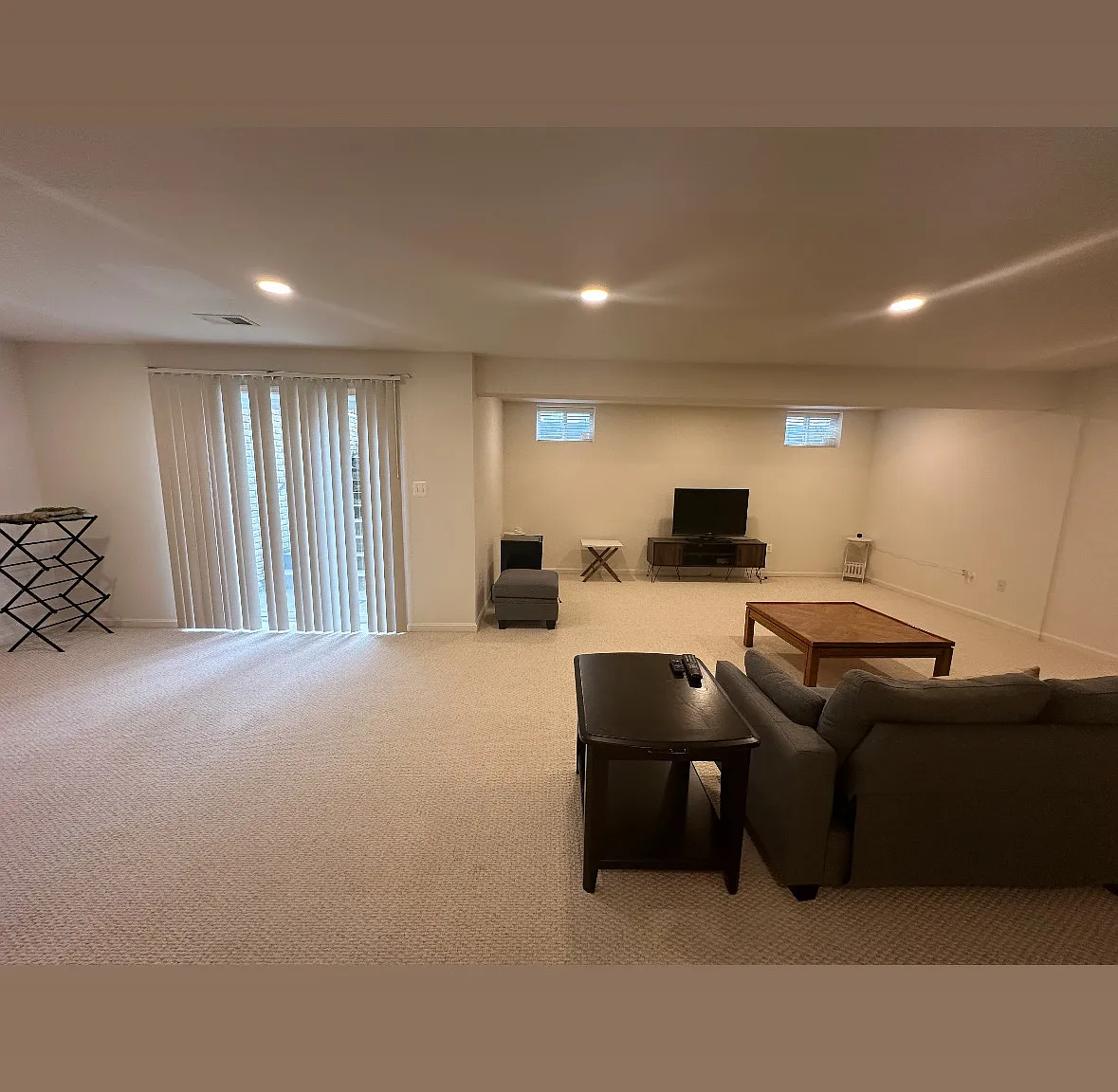 1 bed, 1100 sqft, $1,350 — Photo 2