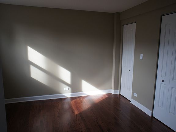 5th image of 7630 1/2 N Milwaukee Ave APT 2A