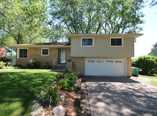 1615 17th St, West Des Moines, IA 50265