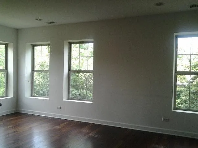 3553 W Ainslie St — Photo 4
