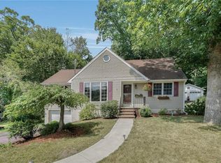1 Sadlier Pl, Walden, NY 12586