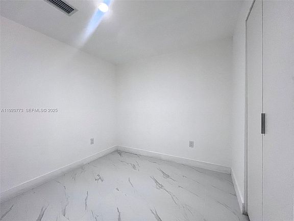 4th image of 700 NE 24th St #1503