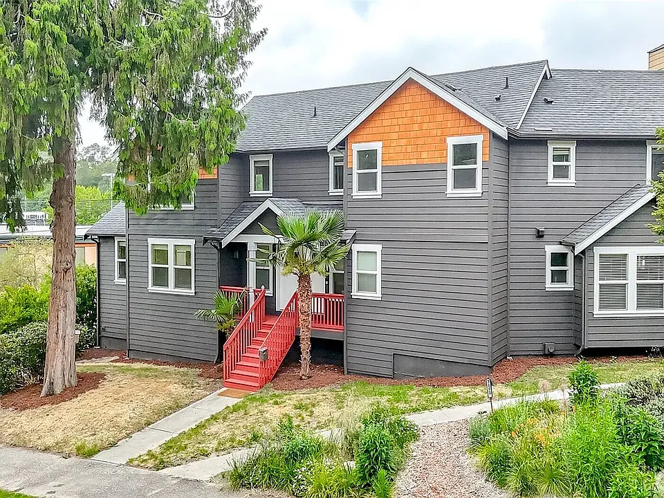 3000 S Mount Baker Blvd