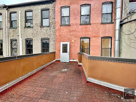 3rd image of 91 Macon St #3