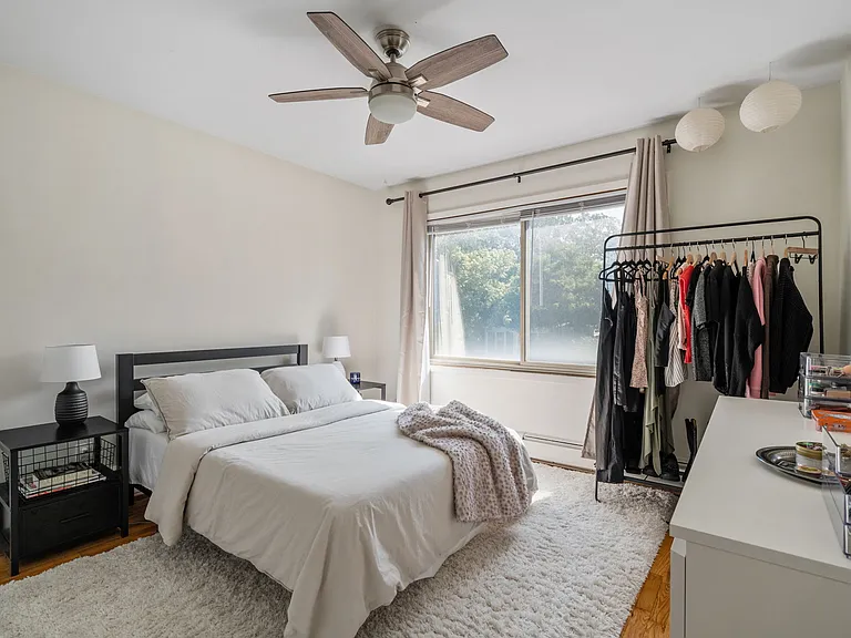 3332 Hennepin Ave — Photo 5