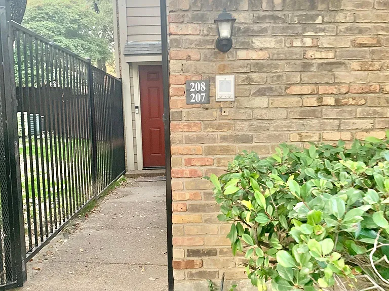 5616 Preston Oaks Rd #207 — Photo 9