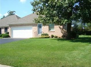 526 Begonia St SE APT C, Demotte, IN 46310