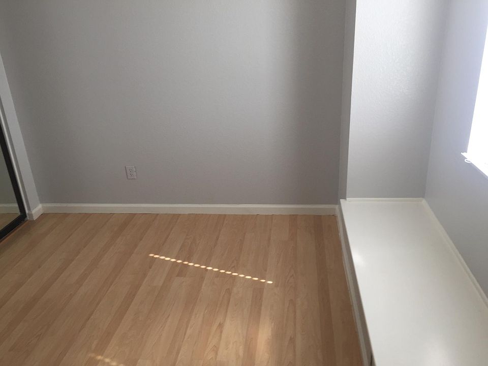 1st image of 2647 Annapolis Cir