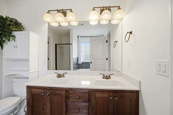 1060 Henry Place Blvd — Photo 8