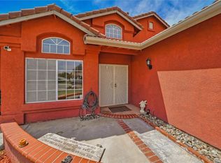 3977 Stonehedge Dr, Jurupa Valley, CA 92509