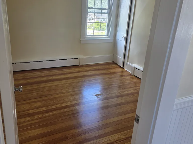 19 Stephen St #2 — Photo 9